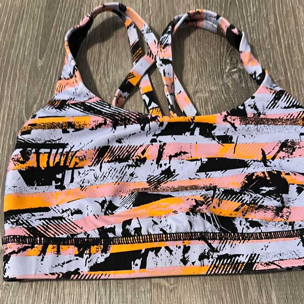 Lululemon Women's Sz 4 Energy Athletic Workout Yoga Cross Strap Sports Bra - Picture 7 of 8